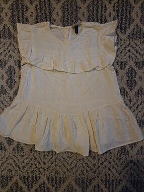 Universal Thread White Ruffle Trim Babydoll Blouse